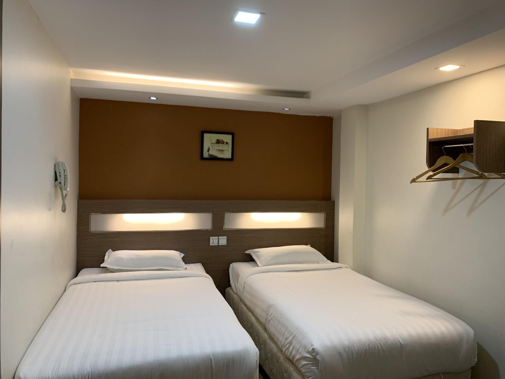 The Vibe Inn Янгон Экстерьер фото