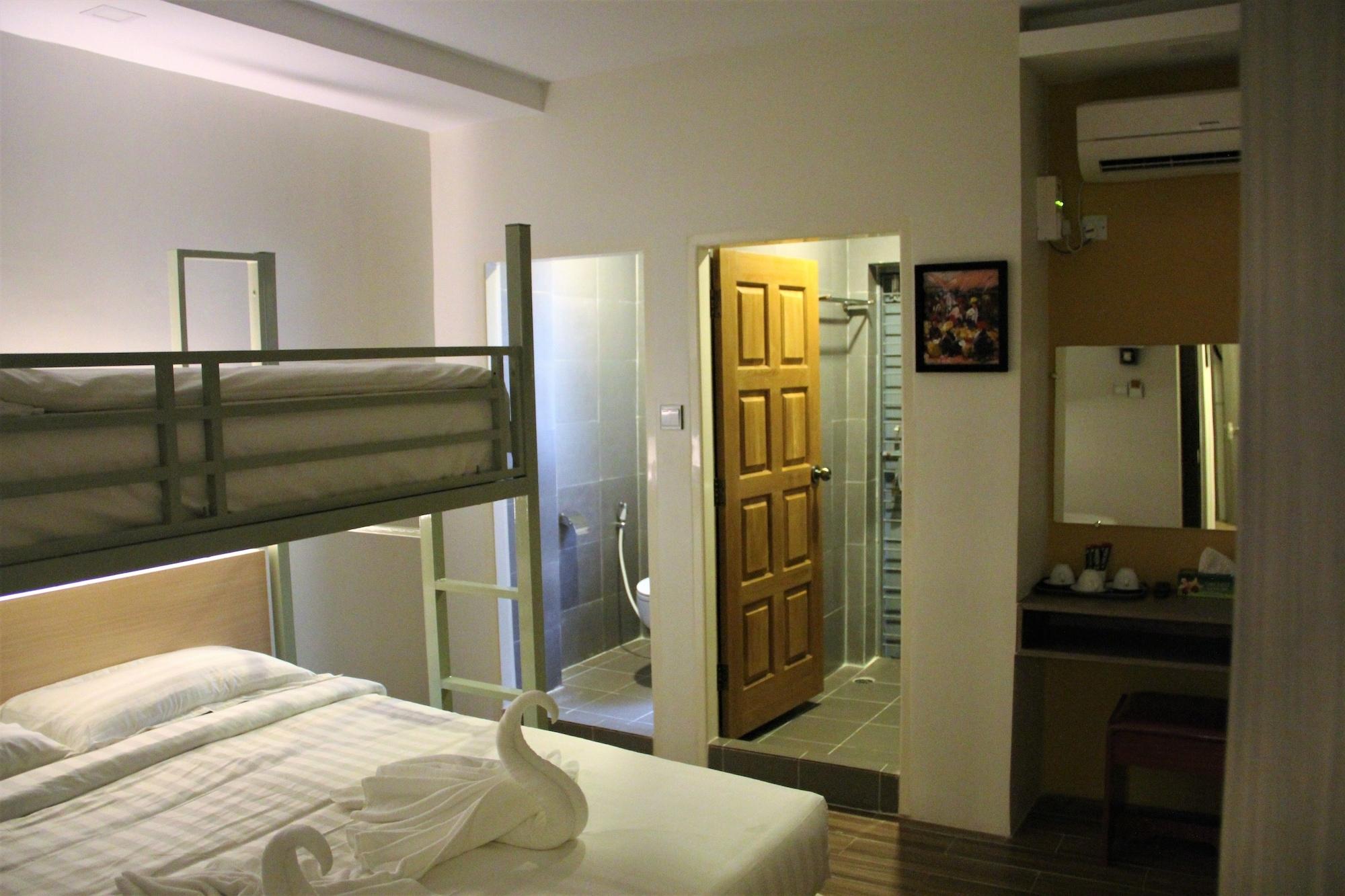 The Vibe Inn Янгон Экстерьер фото