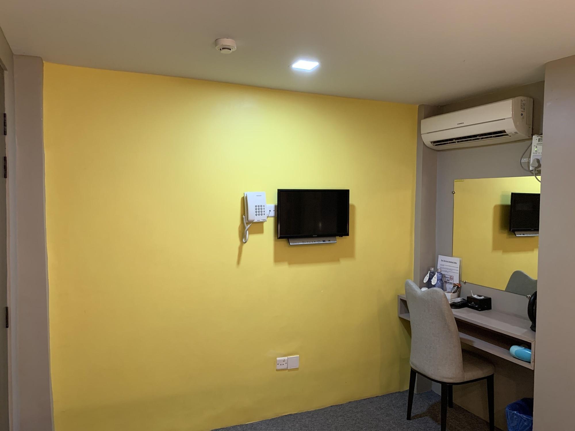 The Vibe Inn Янгон Экстерьер фото
