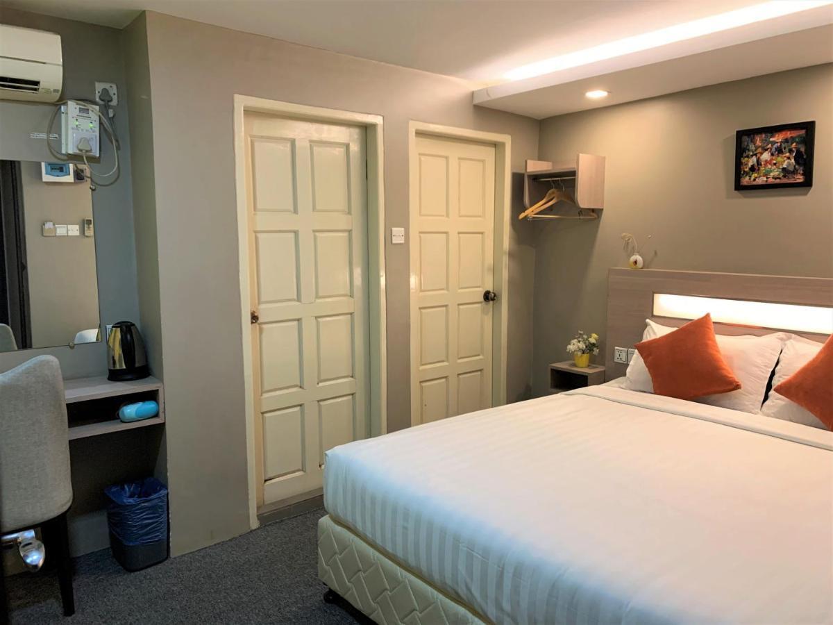 The Vibe Inn Янгон Экстерьер фото